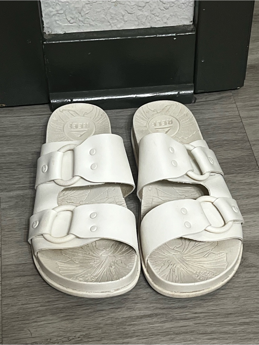 Reef White Double-Strap Women's Slide Sandals